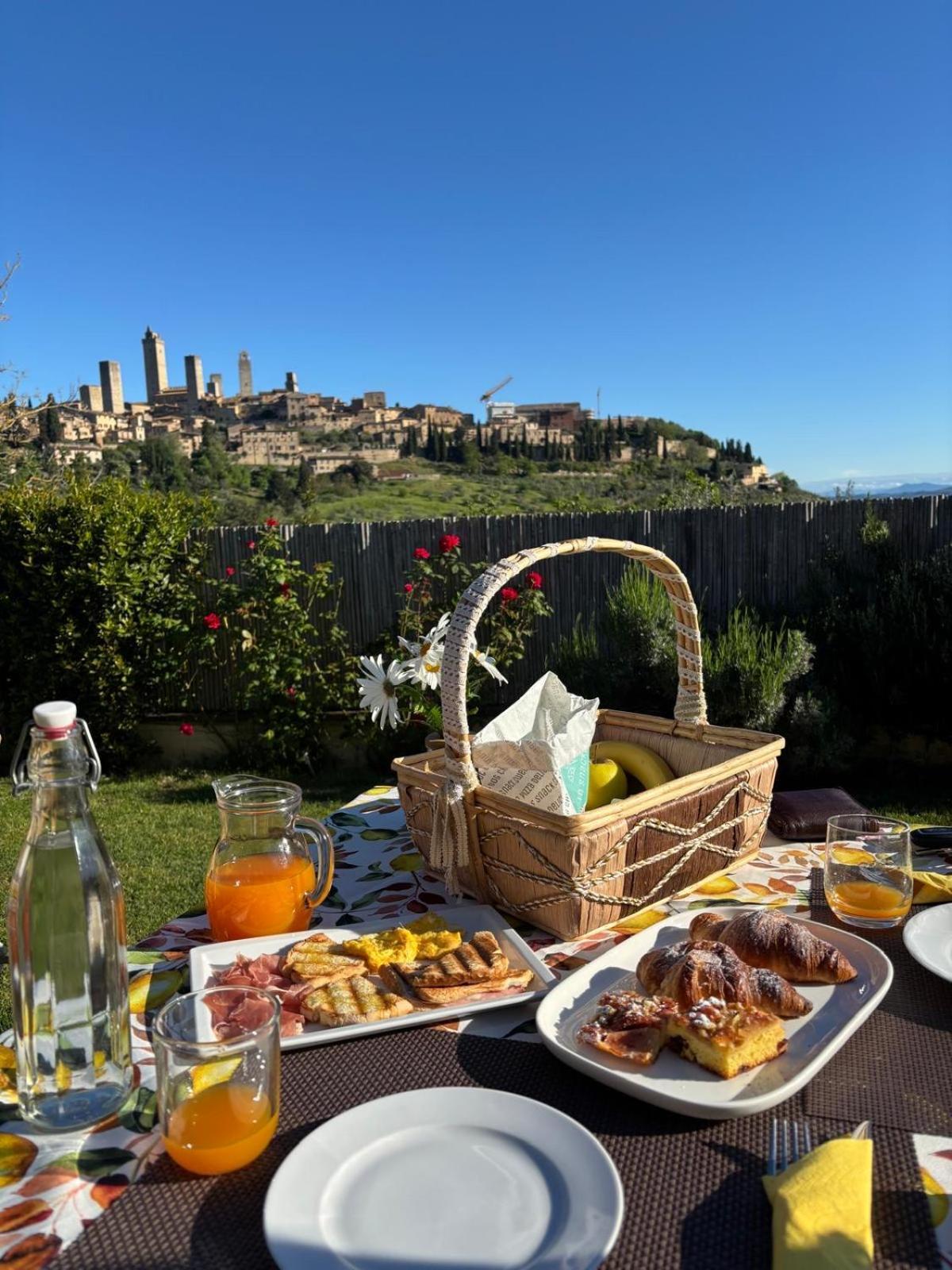 Il Fienile 3* San Gimignano